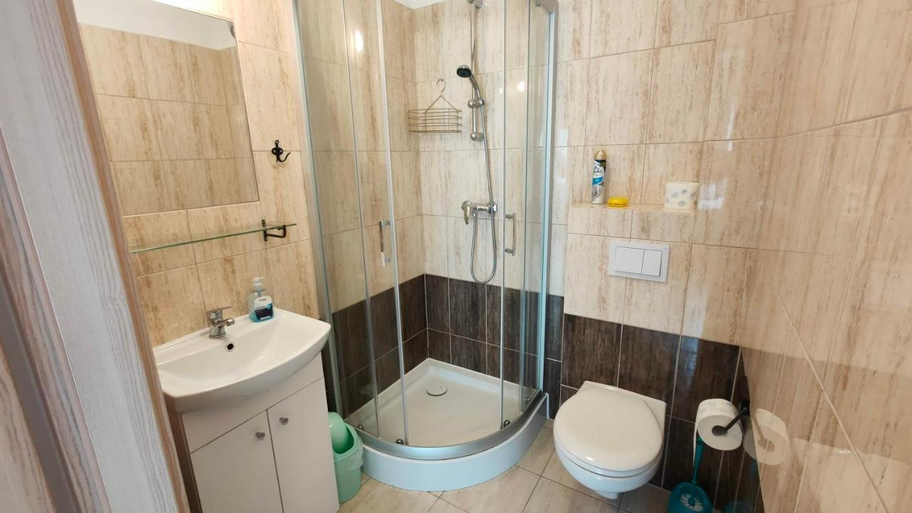 Apartamenty Przy Brzegu Rowy  Exteriör bild